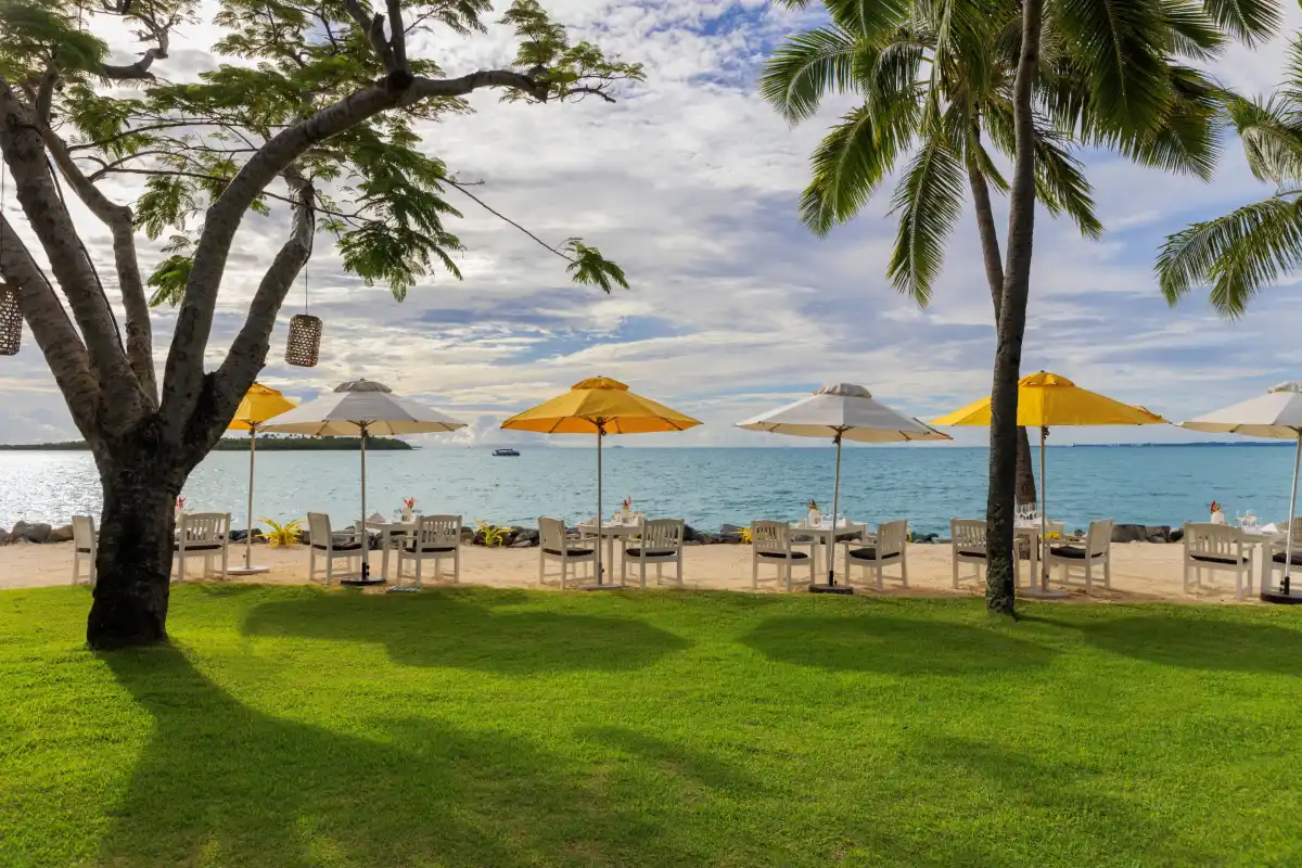 Sofitel Fiji Resort & Spa data: 14.1 km to Nadi Airport, 35 sqm room size, 920 m to Port Denarau Marina.